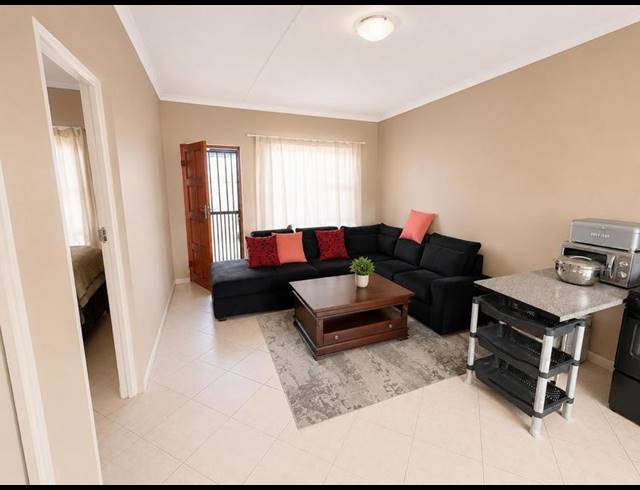 2 BEDROOM TOWNHOUSE FOR SALE IN RIVERSDALE